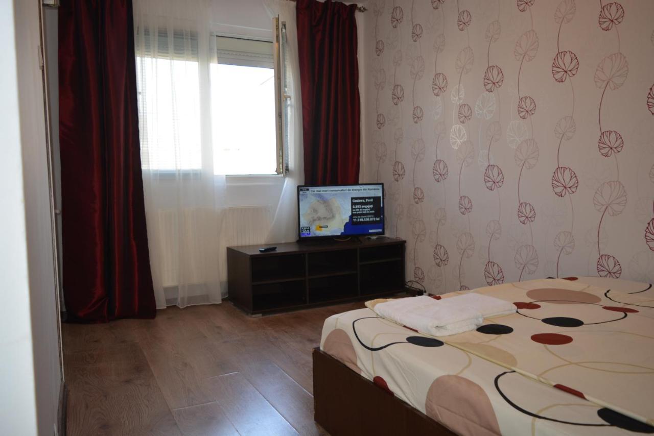 Iulia Studio 9 Bukarest Kültér fotó