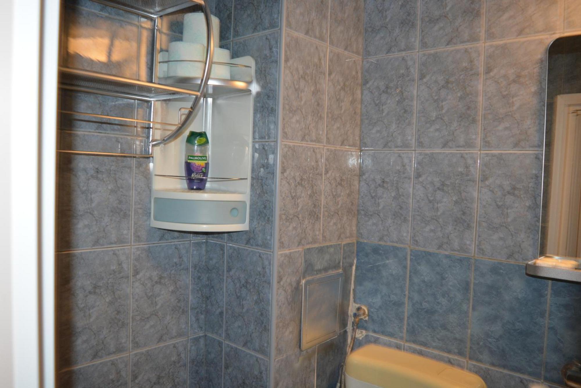 Iulia Studio 9 Bukarest Kültér fotó